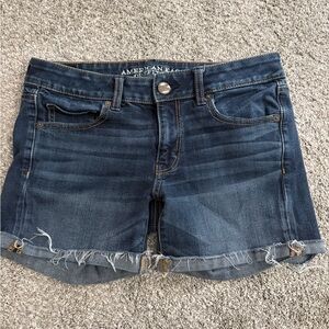 American Eagle Outfitters Super Stretch Frayed Denim Shorts size 8